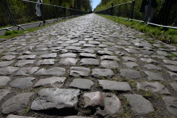 Cobblestone Installation in Santa Monica
