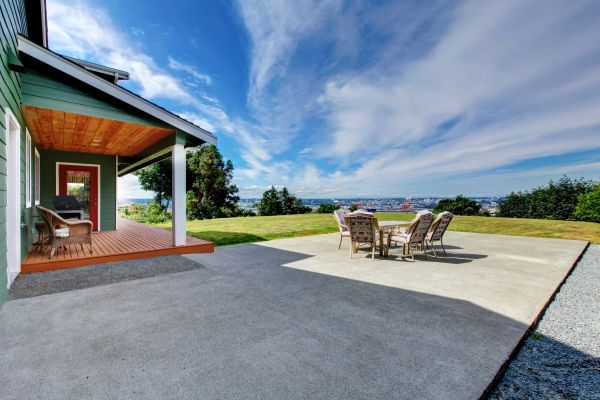 Cost of Backyard Paving in Santa Monica